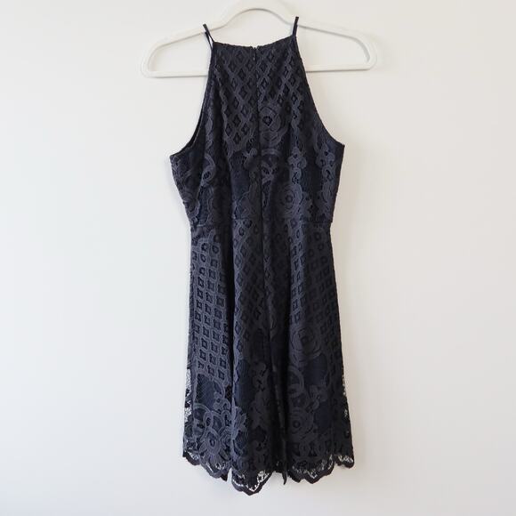Lulu's Black Swan Charlotte Lace Skater Dress Charcoal Grey Small - Picture 7 of 8